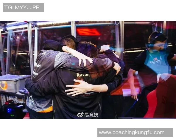 FPX逆袭之路：DOTA2赛场上的不屈精神与辉煌成就