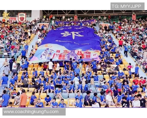 全新篮球联赛即将开启挑战赛季 球员激烈对决引爆全球球迷热情